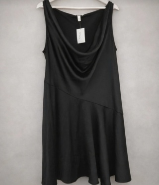 Czarna sukienka h&m XL