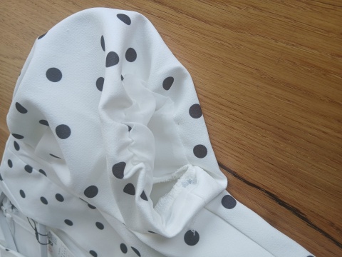 Sukienka ZARA w grochy rozmiar M
